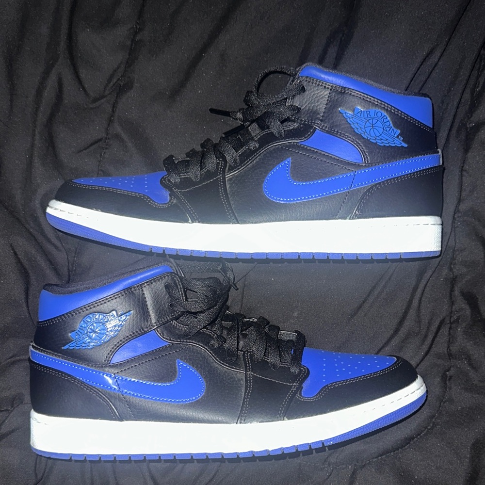 Mid top nike Jordan 1